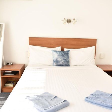 פורט מקווארי Port O'Call Motel מראה חיצוני תמונה
